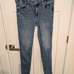 American Eagle Outfitters Blue Skinny Jeans Versatile Everyday Wear Size 8 Long